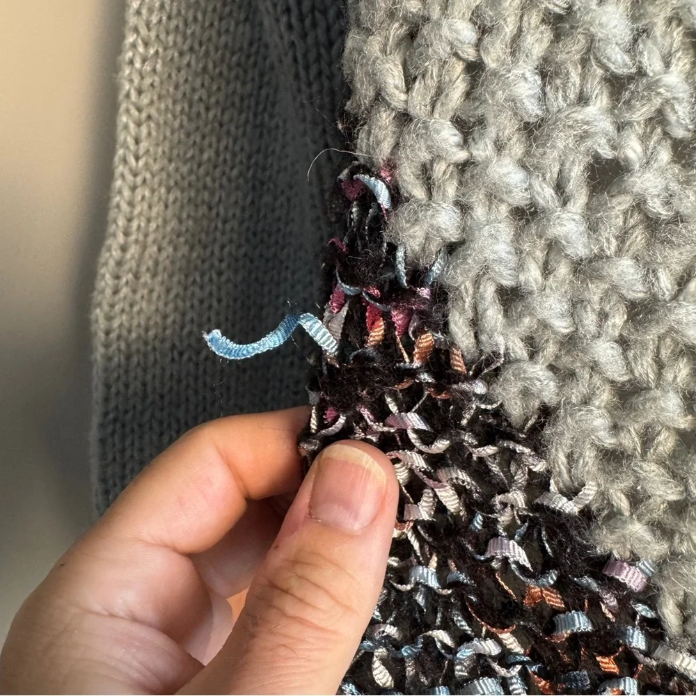 Barbra Sue Vintage Chunky Knit Long Sleeve Sweater Gray Ribbon Chevron **Flaws** - Picture 4 of 14